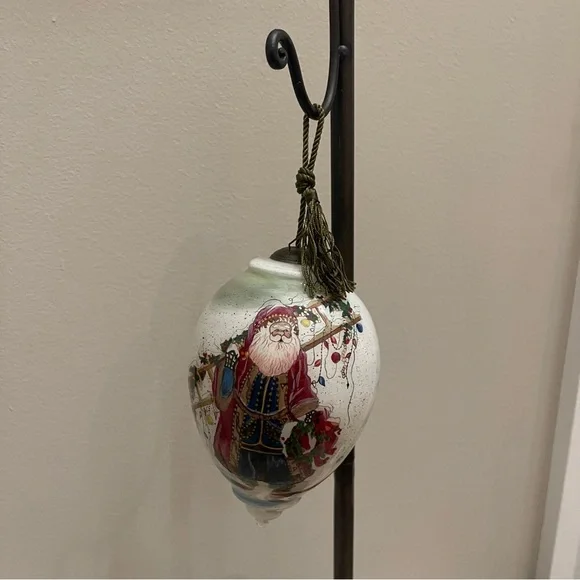 Peggy Abrams Santa With Frosty Ornament 6” No Box, EUC - Picture 10 of 10